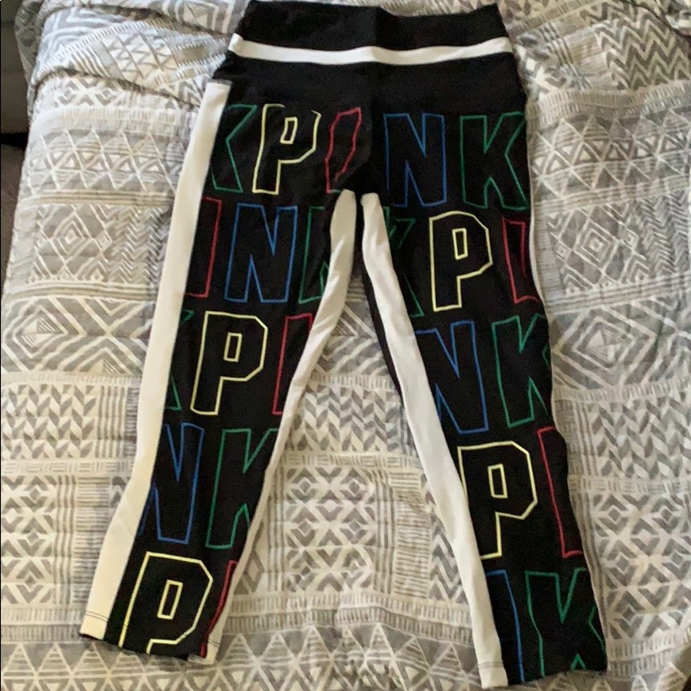 VS PINK ultimate crop leggings